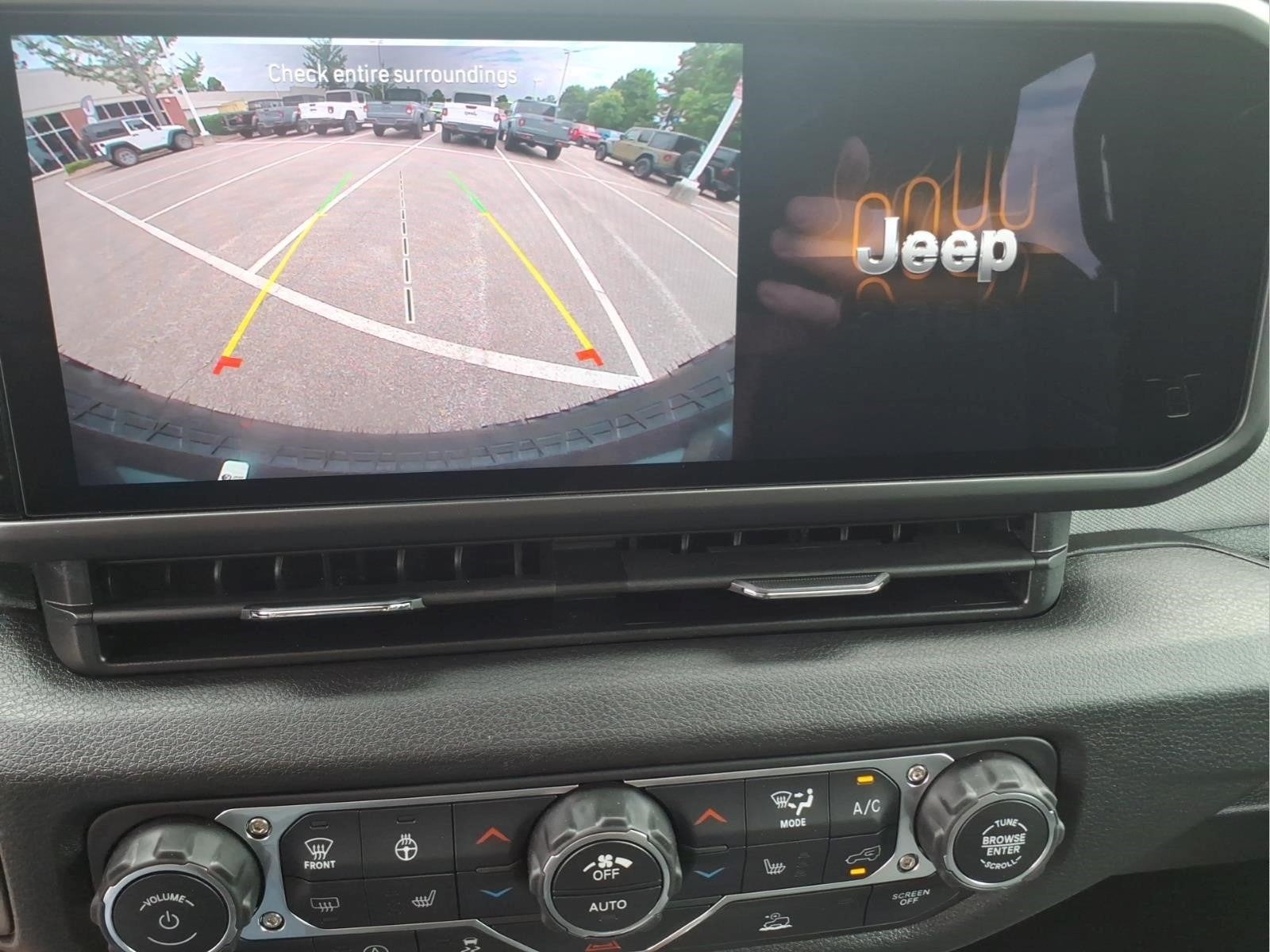 2026 Jeep Wrangler 4-Door Willys 4x4