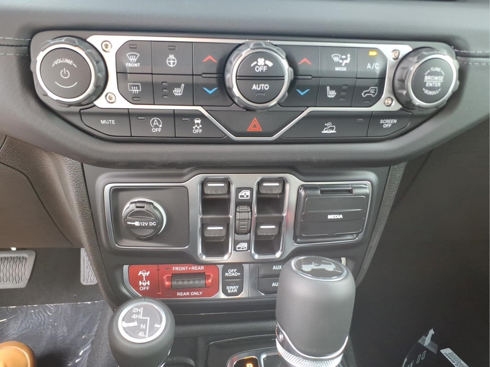 2027 Jeep Wrangler Rubicon