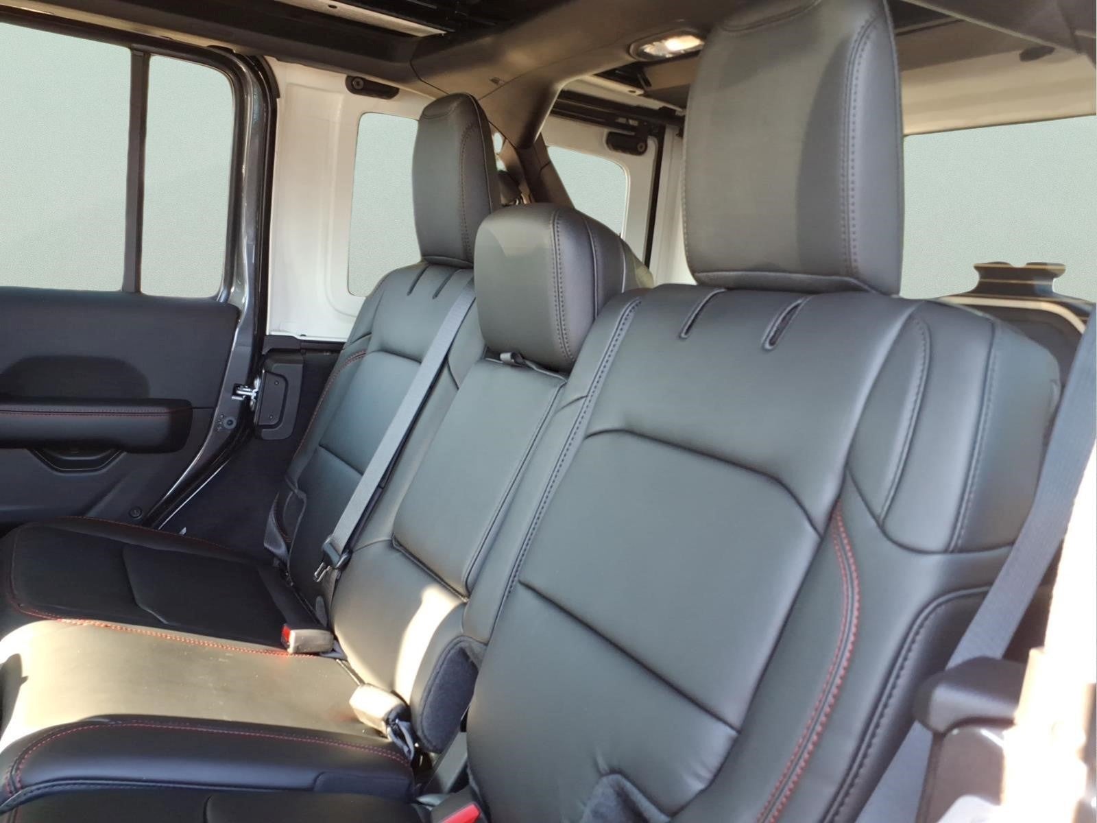 2027 Jeep Wrangler Rubicon