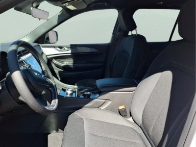 2027 Jeep Grand Cherokee Laredo