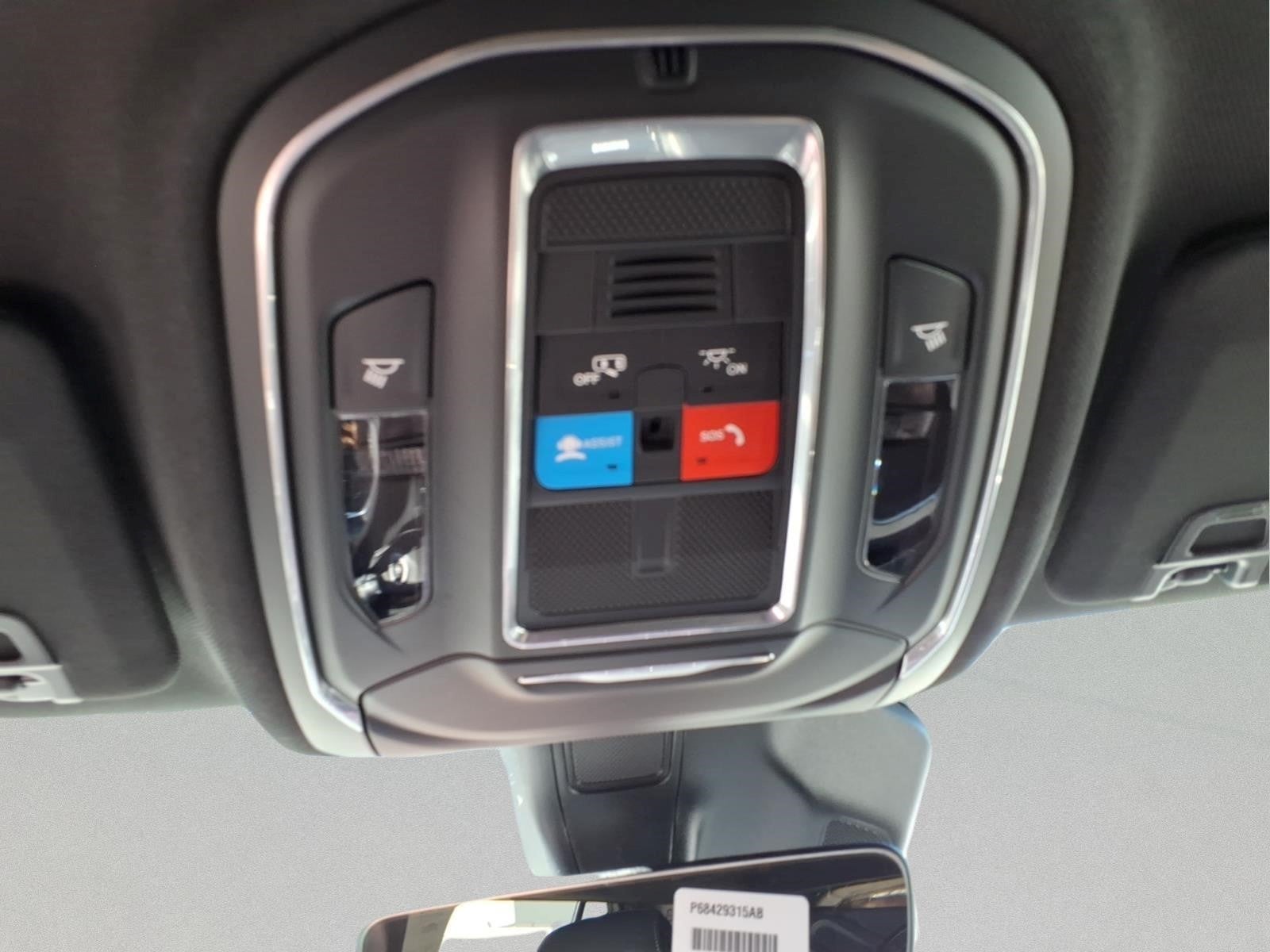 2027 Jeep Grand Cherokee Laredo
