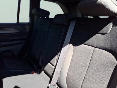2027 Jeep Grand Cherokee Laredo