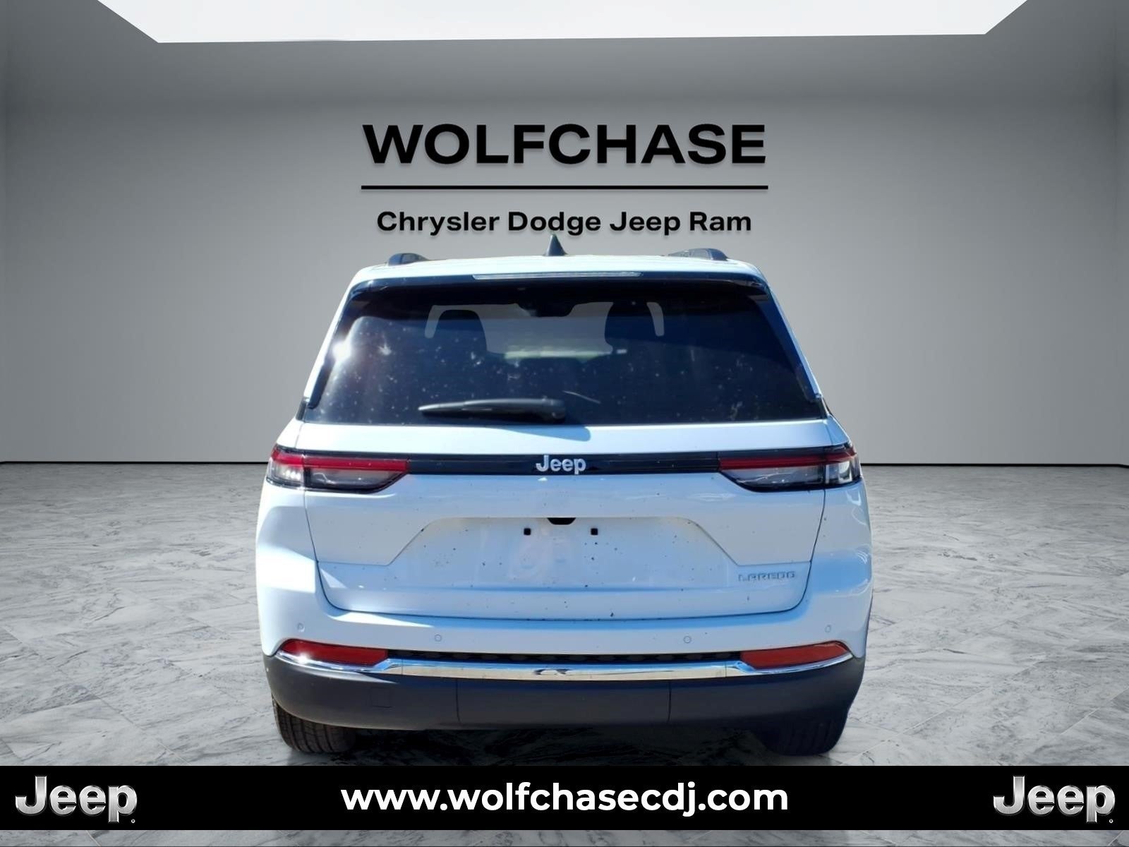2027 Jeep Grand Cherokee Laredo