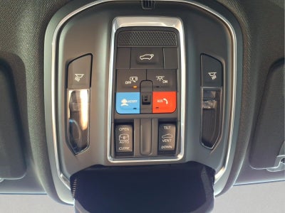 2026 Jeep Grand Cherokee Laredo X 4x2