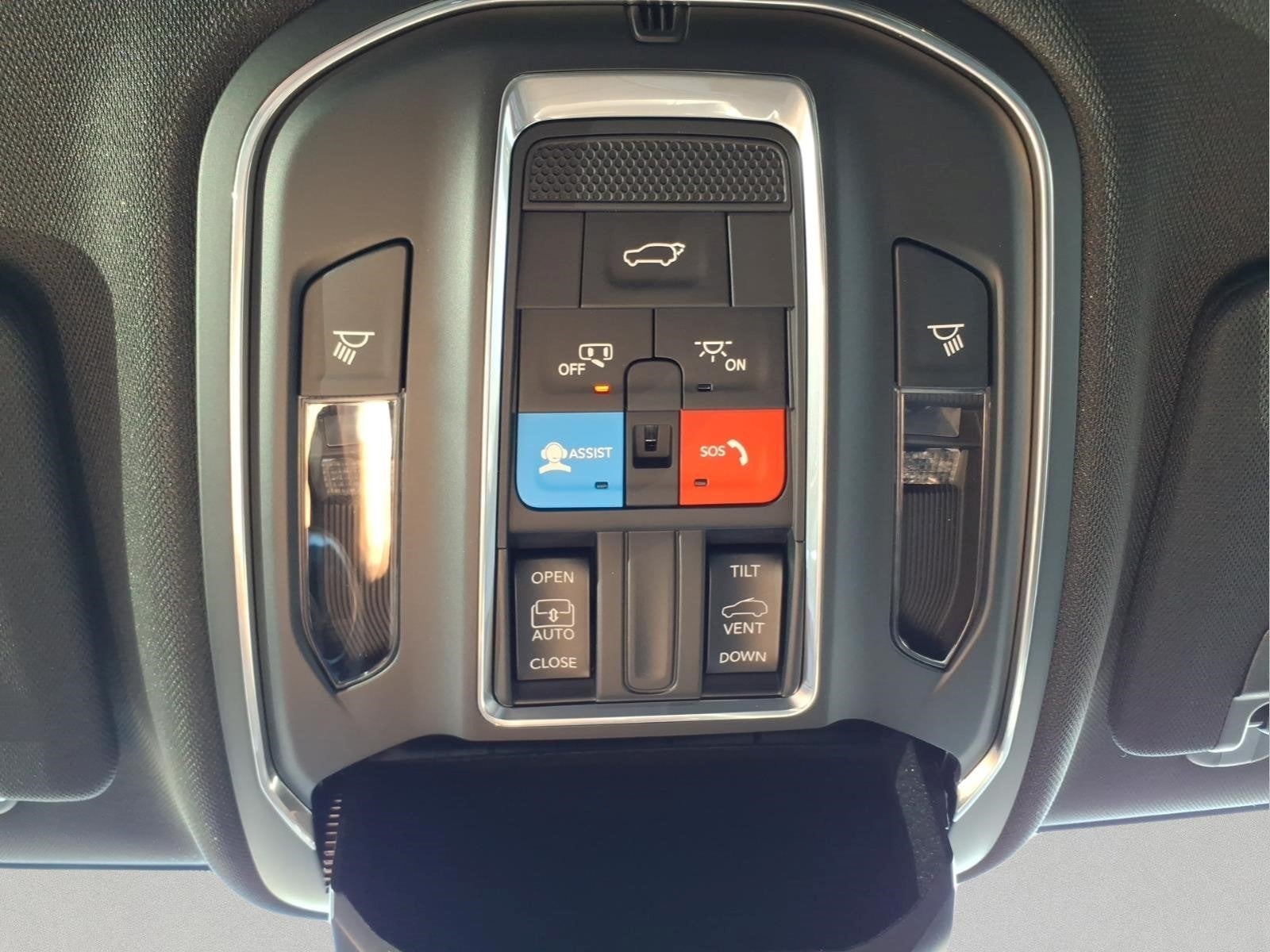 2026 Jeep Grand Cherokee Laredo X 4x2