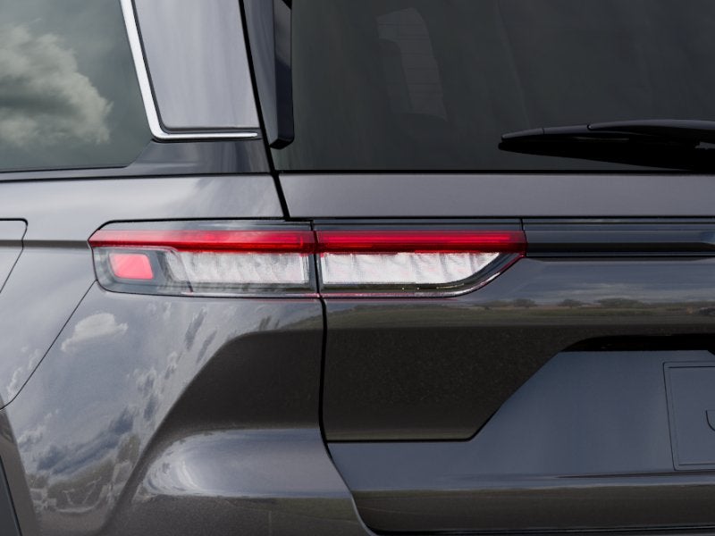 2026 Jeep Grand Cherokee Laredo X 4x2