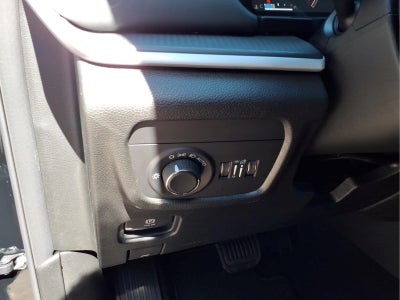 2027 Jeep Grand Cherokee Laredo