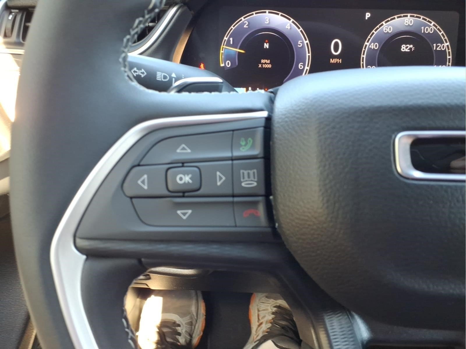 2027 Jeep Grand Cherokee Laredo