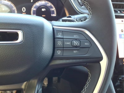 2027 Jeep Grand Cherokee Laredo