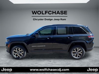 2027 Jeep Grand Cherokee Laredo