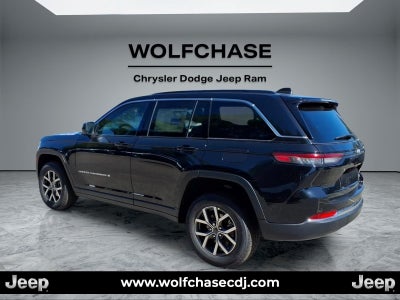 2027 Jeep Grand Cherokee Laredo