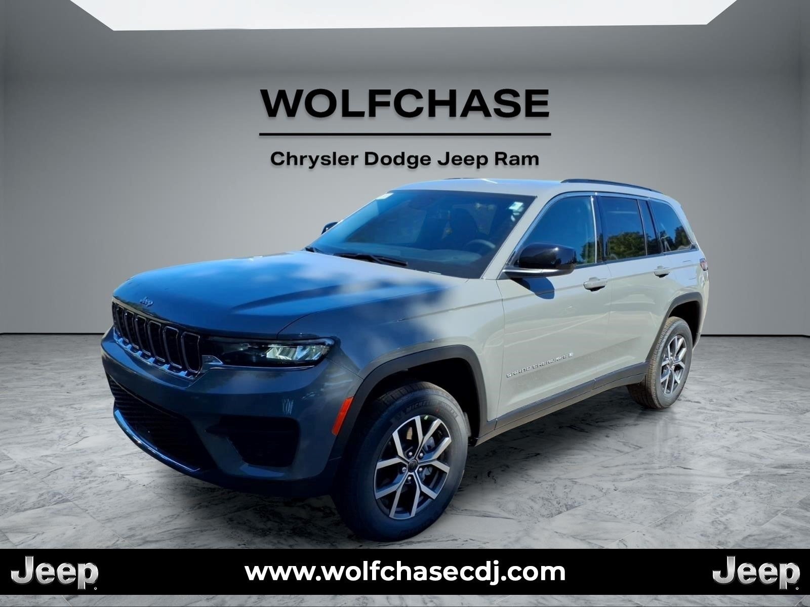 2027 Jeep Grand Cherokee Laredo
