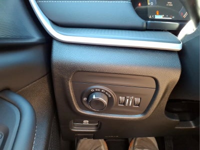 2027 Jeep Grand Cherokee Laredo