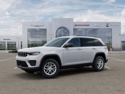 2026 Jeep Grand Cherokee Laredo X 4x2