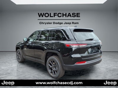 2027 Jeep Grand Cherokee Laredo Altitude