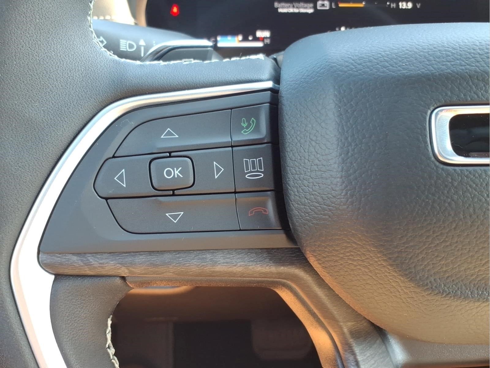 2026 Jeep Grand Cherokee Altitude 4x2