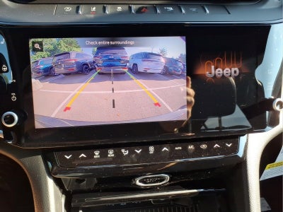 2026 Jeep Grand Cherokee Altitude 4x2