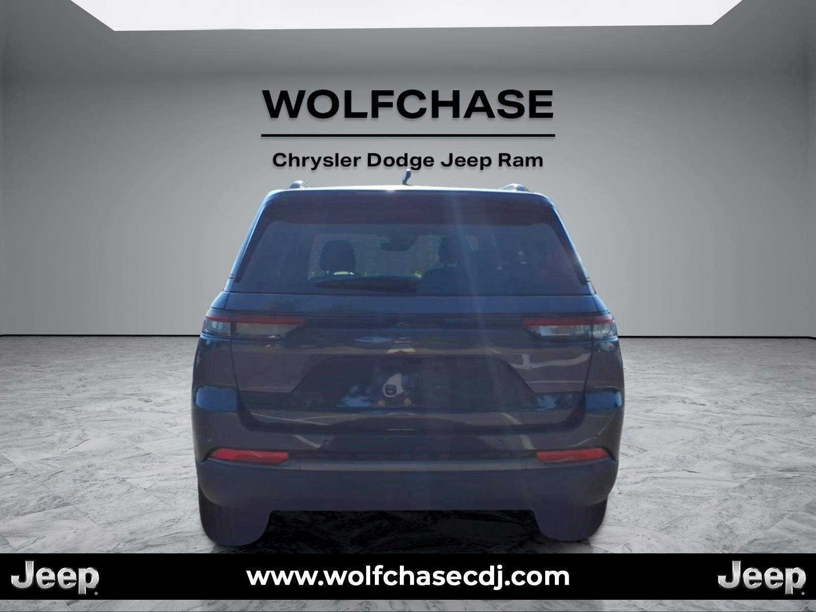 2026 Jeep Grand Cherokee Altitude 4x2