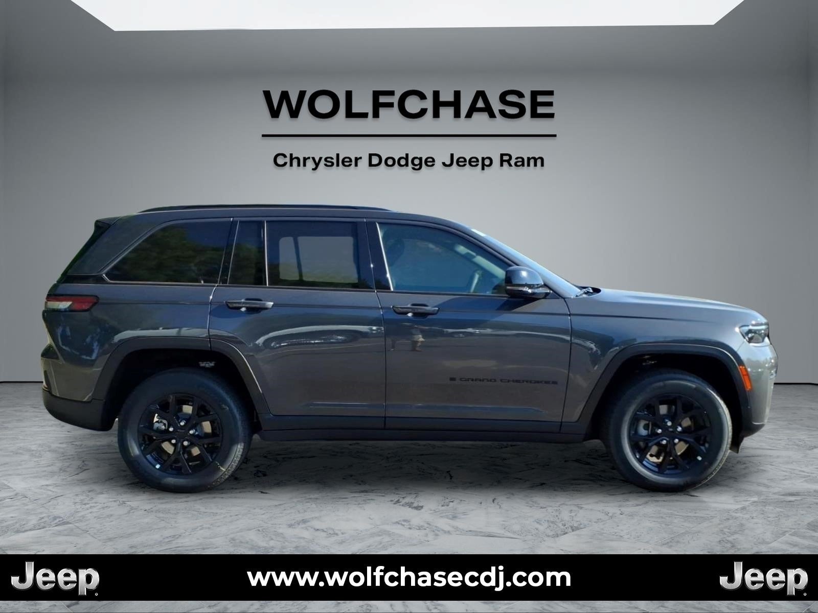 2026 Jeep Grand Cherokee Altitude 4x2