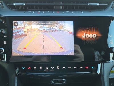 2026 Jeep Grand Cherokee Laredo Altitude