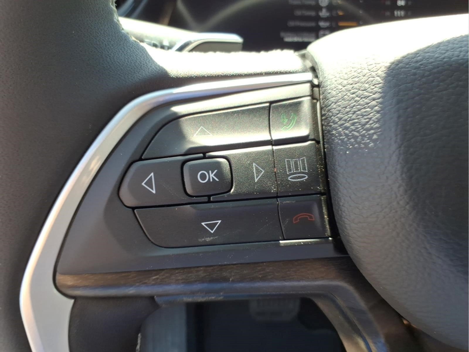 2026 Jeep Grand Cherokee Laredo Altitude