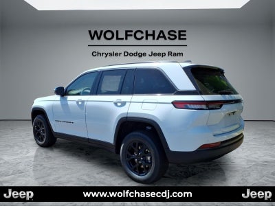 2026 Jeep Grand Cherokee Laredo Altitude