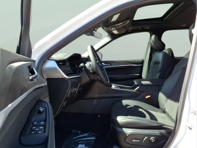2027 Jeep Grand Cherokee Laredo Altitude