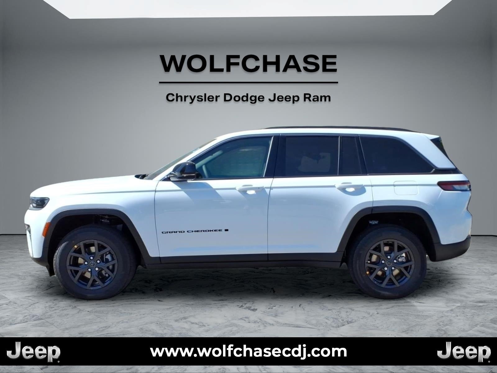 2027 Jeep Grand Cherokee Laredo Altitude