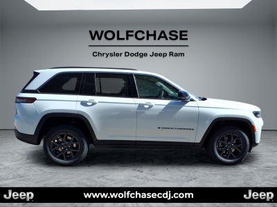 2027 Jeep Grand Cherokee Laredo Altitude