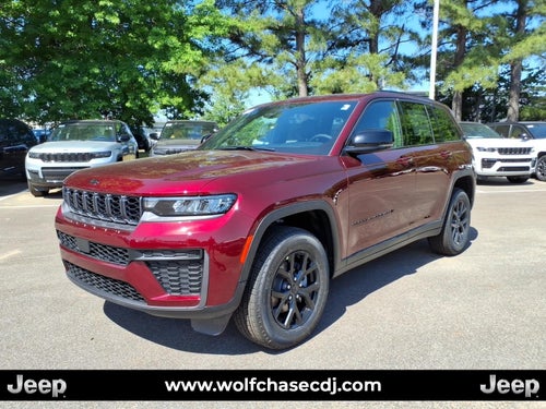 2026 Jeep Grand Cherokee Laredo Altitude