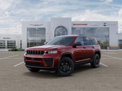 2026 Jeep Grand Cherokee Laredo Altitude