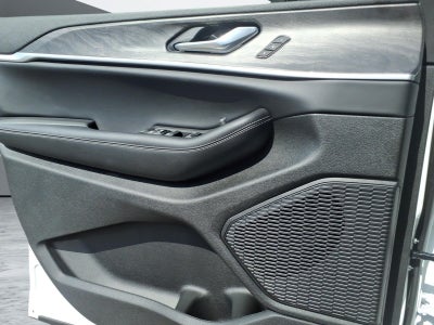 2026 Jeep Grand Cherokee Altitude 4x2