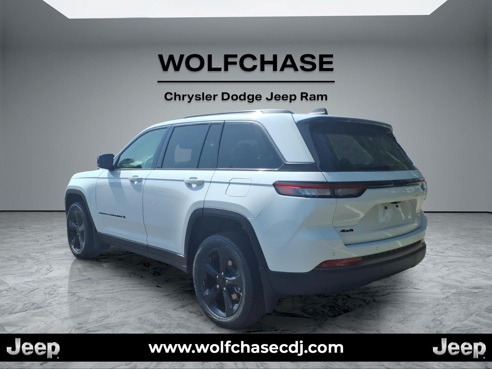 2026 Jeep Grand Cherokee Altitude 4x2