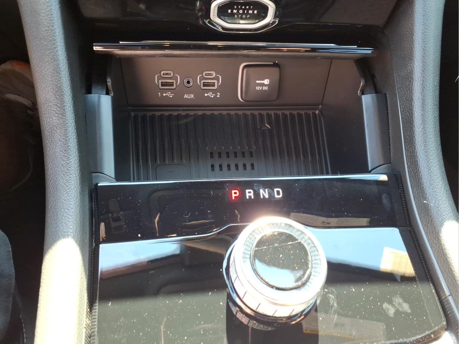 2027 Jeep Grand Cherokee Laredo Altitude