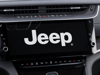 2027 Jeep Grand Cherokee Laredo Altitude