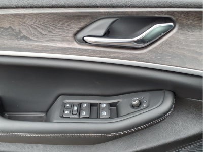 2027 Jeep Grand Cherokee Laredo Altitude