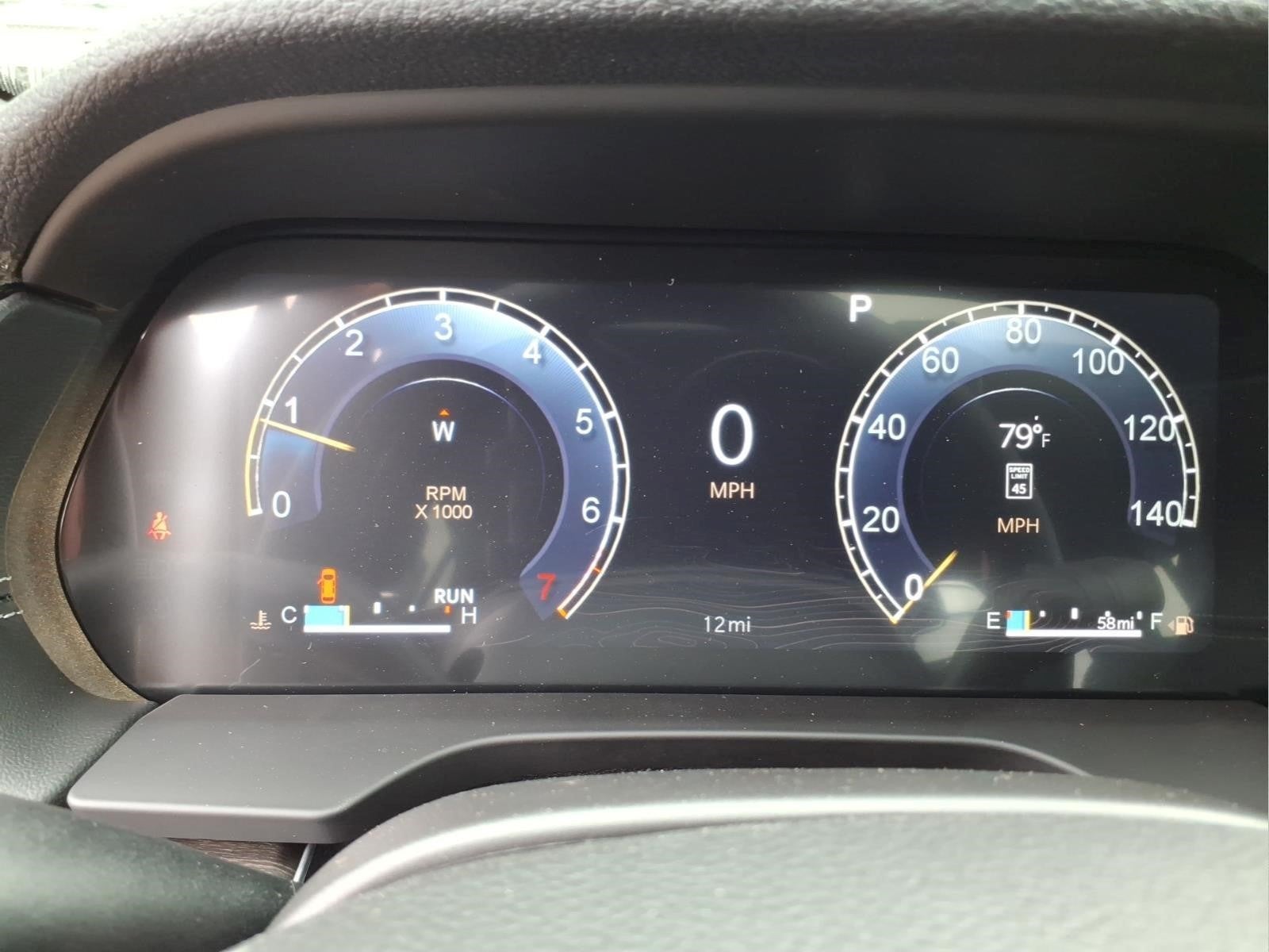 2027 Jeep Grand Cherokee Laredo Altitude