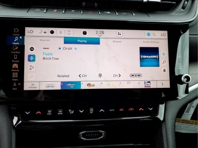 2027 Jeep Grand Cherokee Laredo Altitude