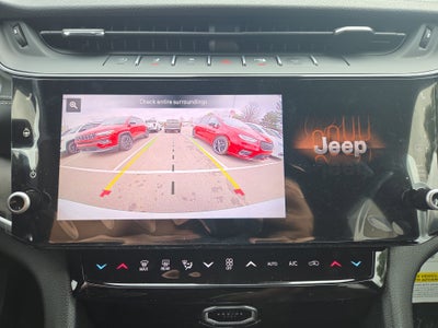 2026 Jeep Grand Cherokee Laredo Altitude