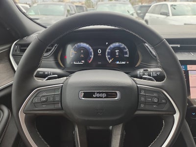 2026 Jeep Grand Cherokee Laredo Altitude