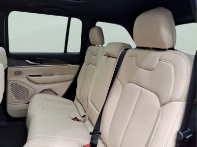 2027 Jeep Grand Cherokee Limited