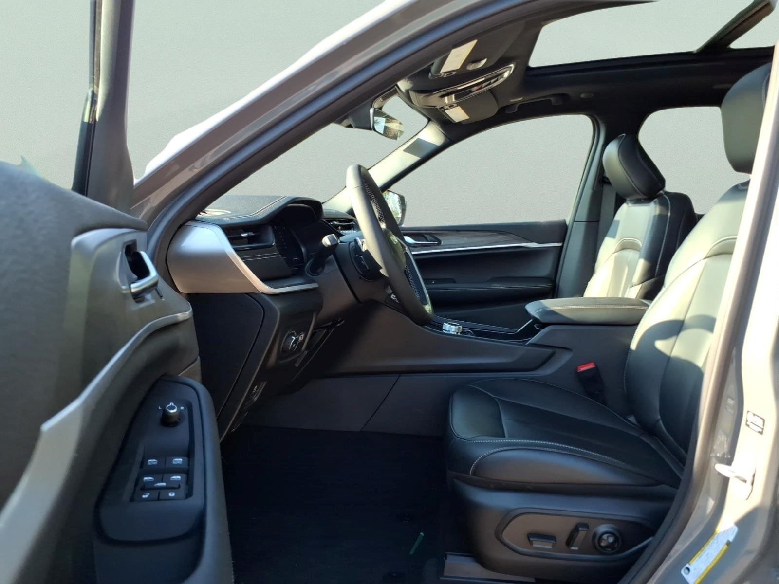 2027 Jeep Grand Cherokee Limited