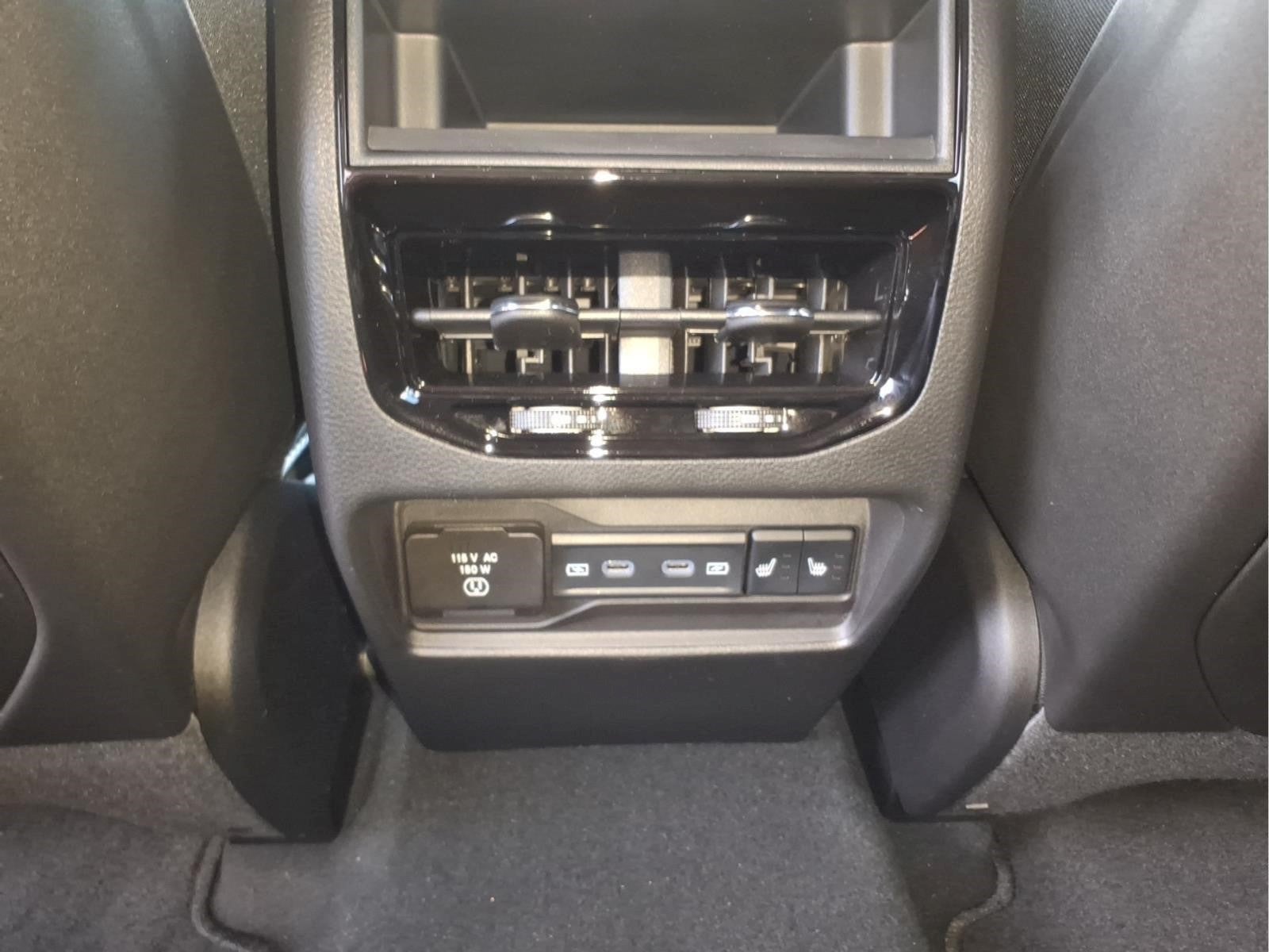 2026 Jeep Grand Cherokee Limited 4x2