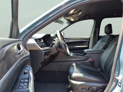 2026 Jeep Grand Cherokee Limited 4x2