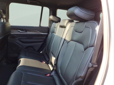 2026 Jeep Grand Cherokee Limited 4x2