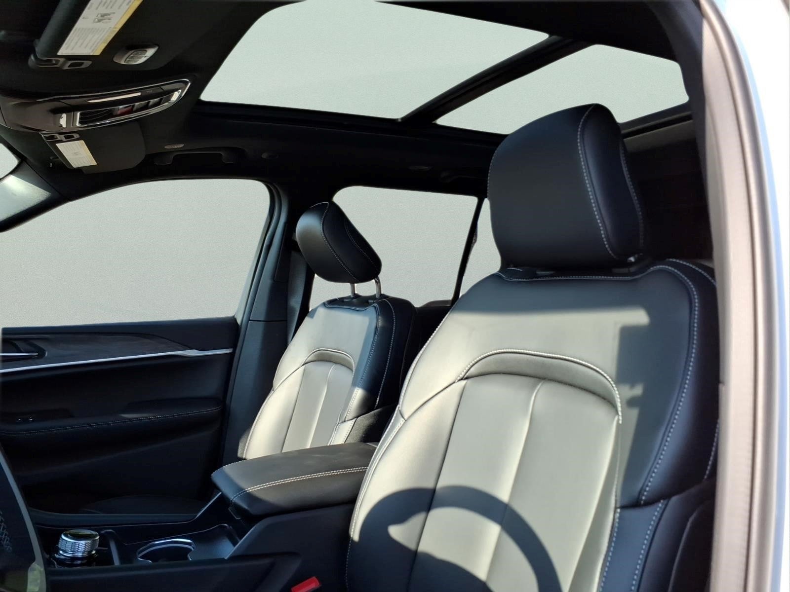 2026 Jeep Grand Cherokee Limited 4x2