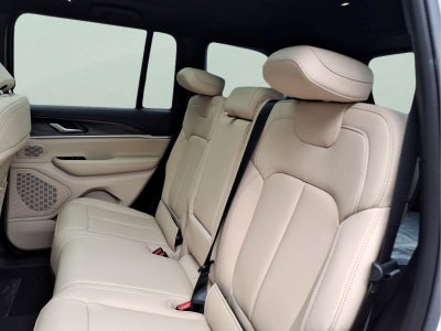 2027 Jeep Grand Cherokee Limited
