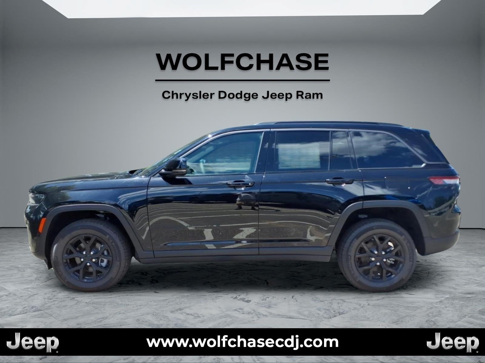 2026 Jeep Grand Cherokee Altitude 4x4