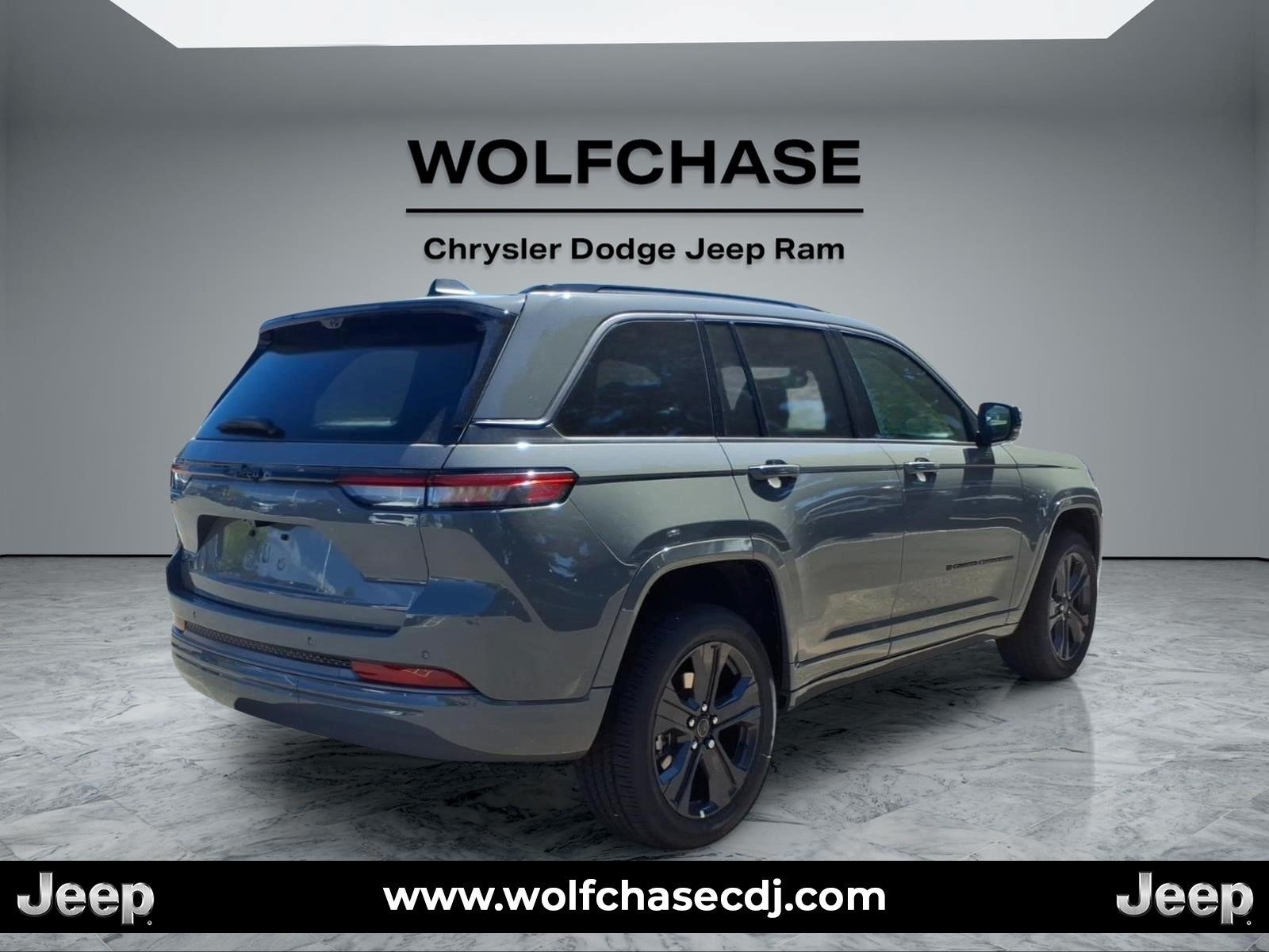 2027 Jeep Grand Cherokee Limited Reserve