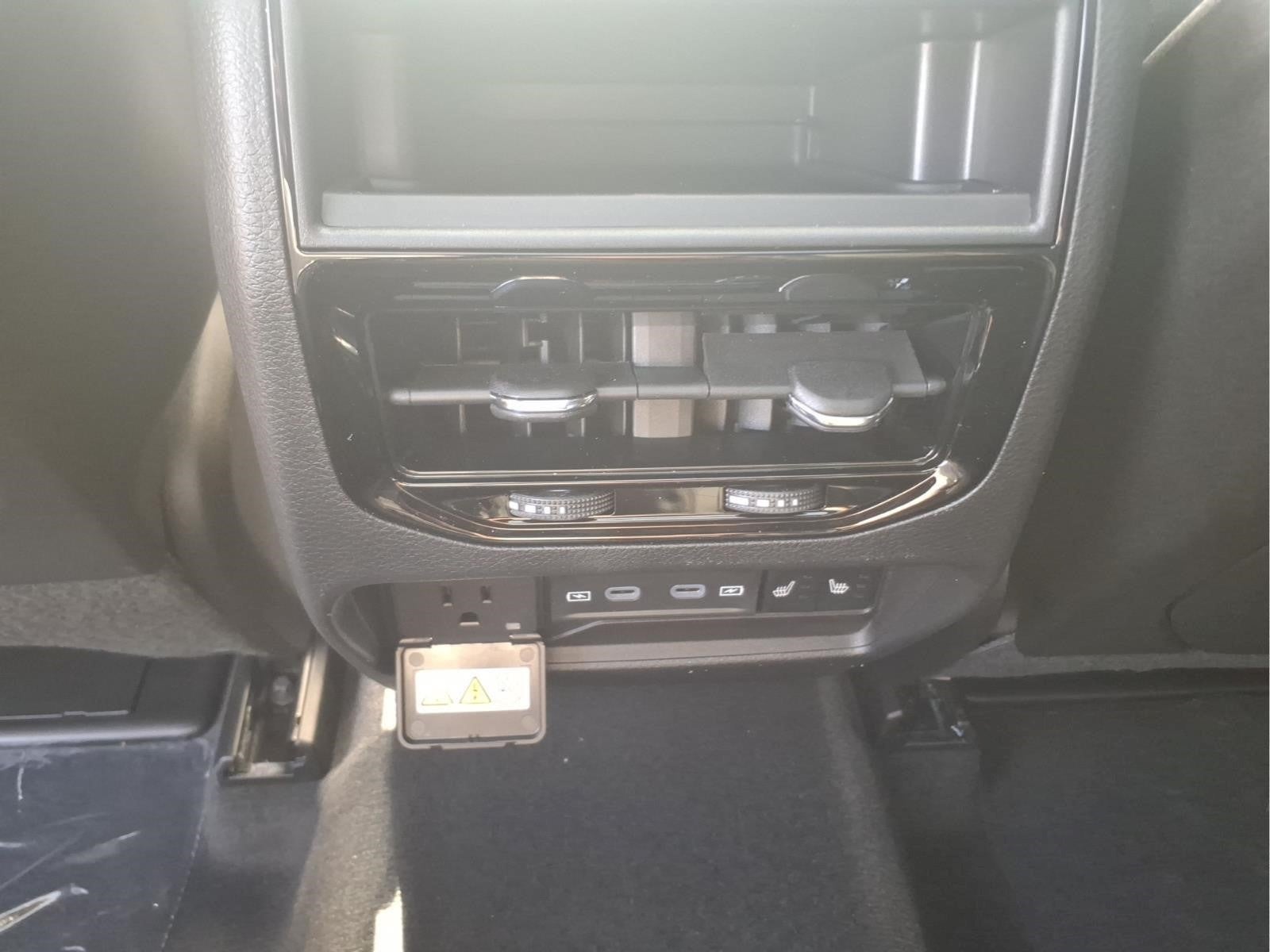 2026 Jeep Grand Cherokee Limited Reserve 4x4